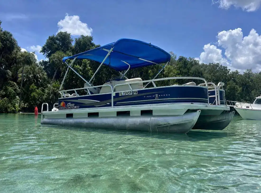 24ft pontoon boat rental tour in Boca Raton